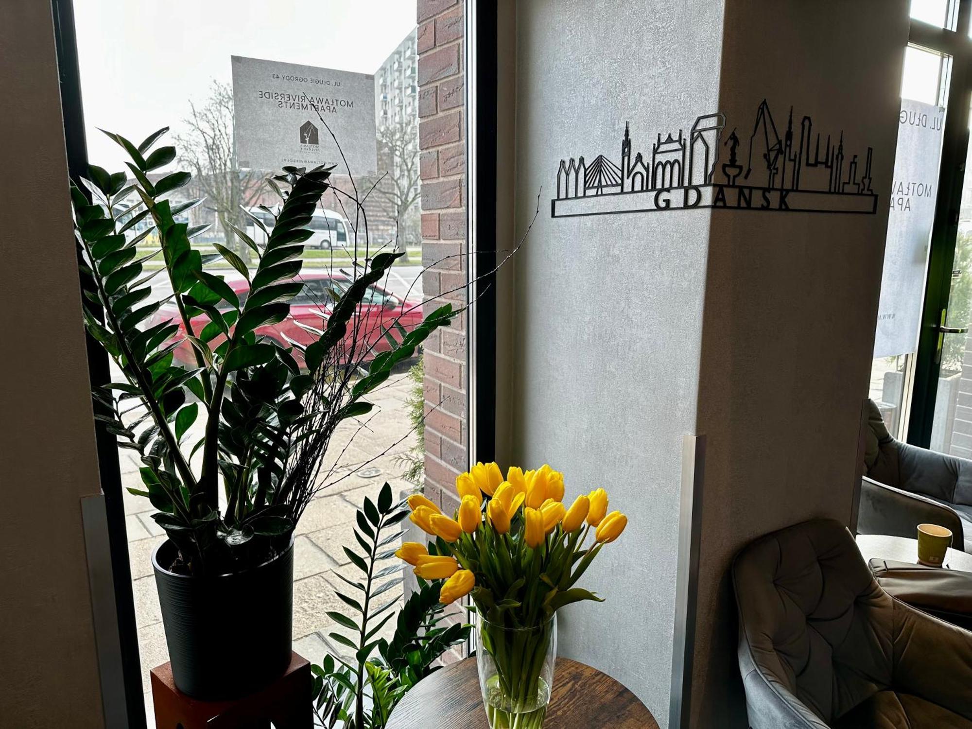 Motlawa Riverside Apartments - Boutique Stay In Gdansk Ngoại thất bức ảnh