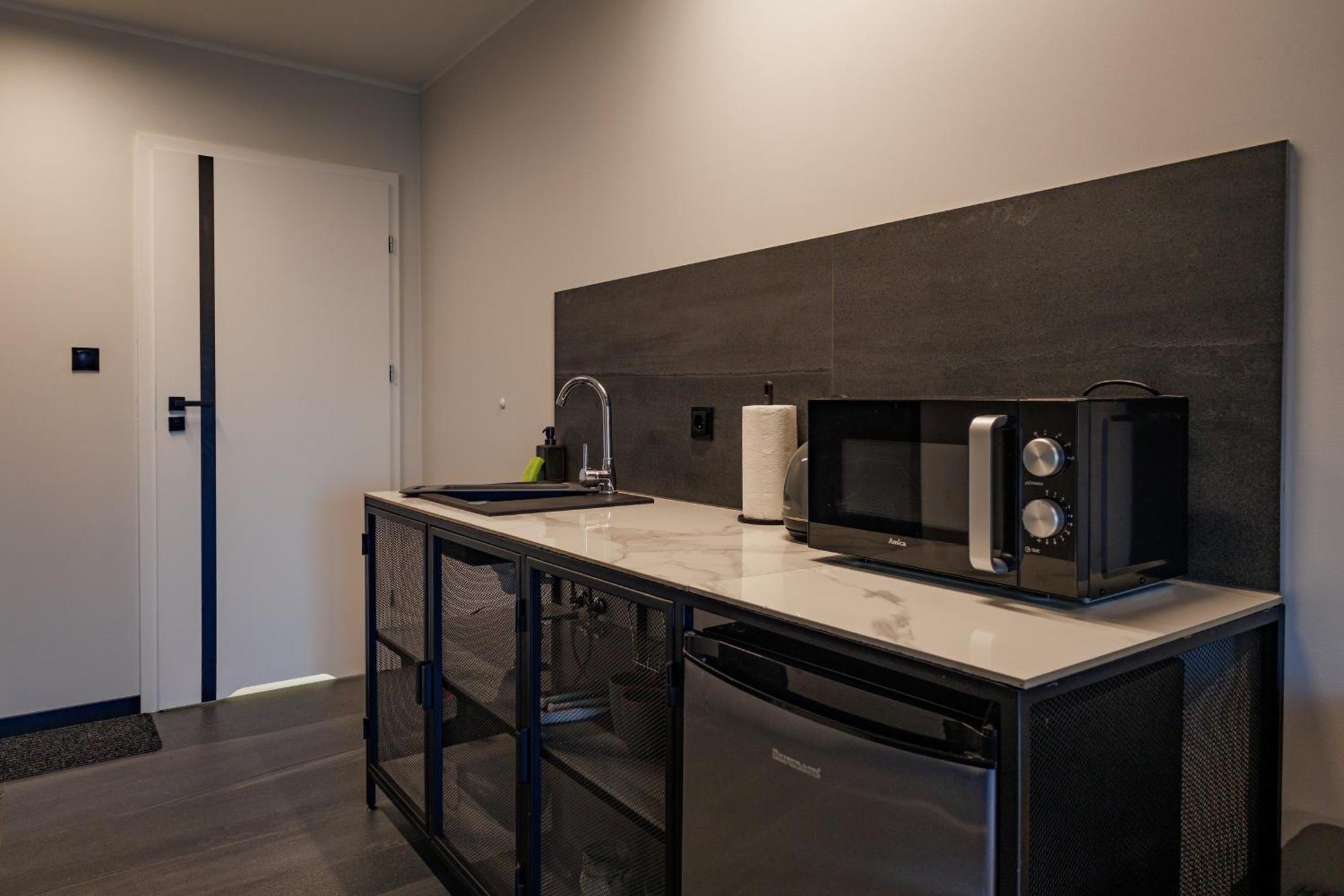 Motlawa Riverside Apartments - Boutique Stay In Gdansk Ngoại thất bức ảnh